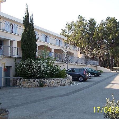 Auberge De Jeunesse Jas De Bouffan Aix-en-Provence Exteriér fotografie
